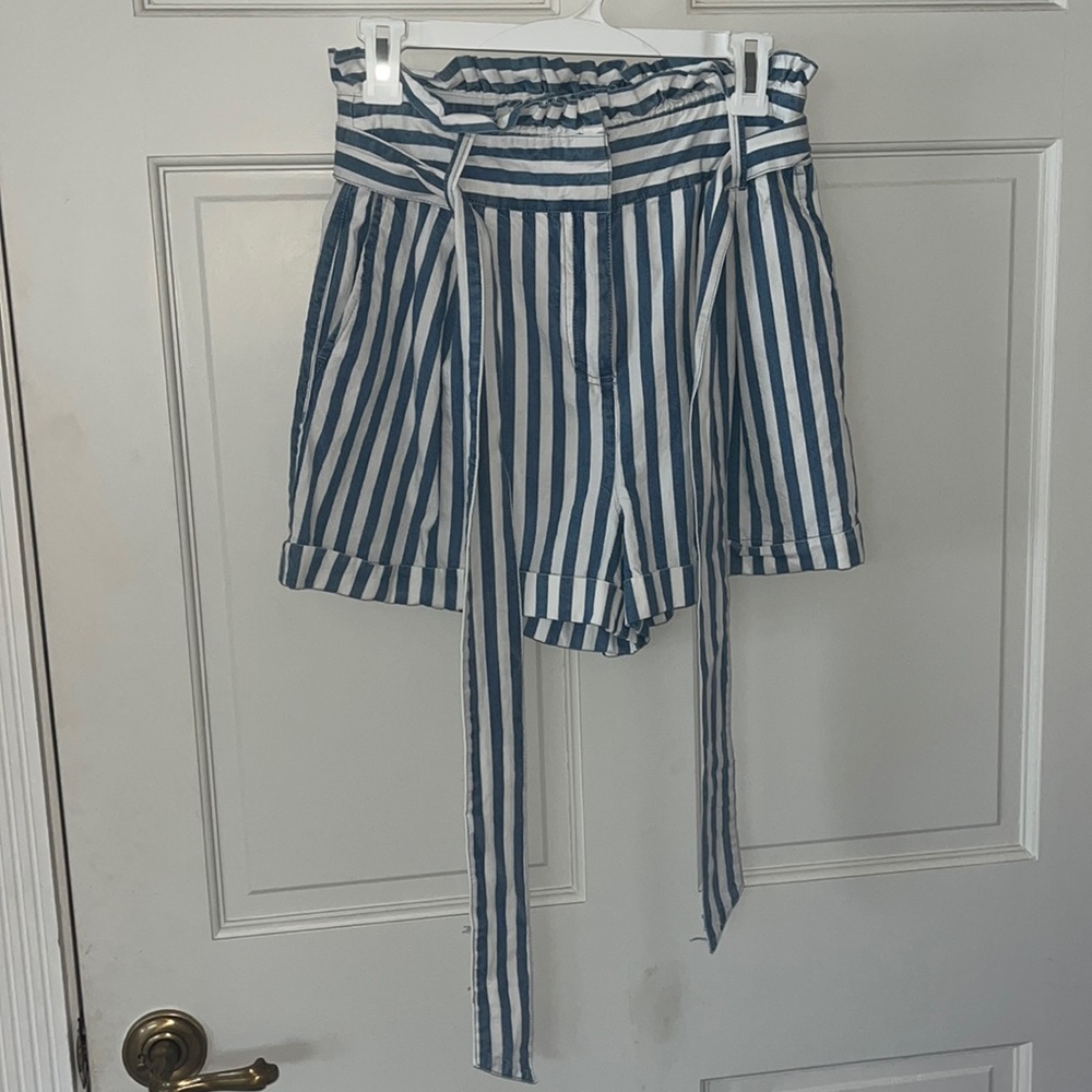 Forever 21 striped shorts with bow